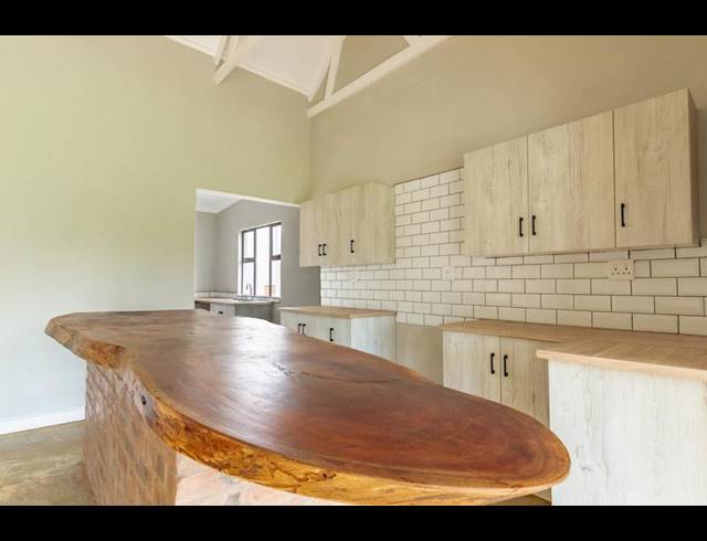 3 BEDROOM TOWNHOUSE FOR SALE IN WORLD'S VIEW